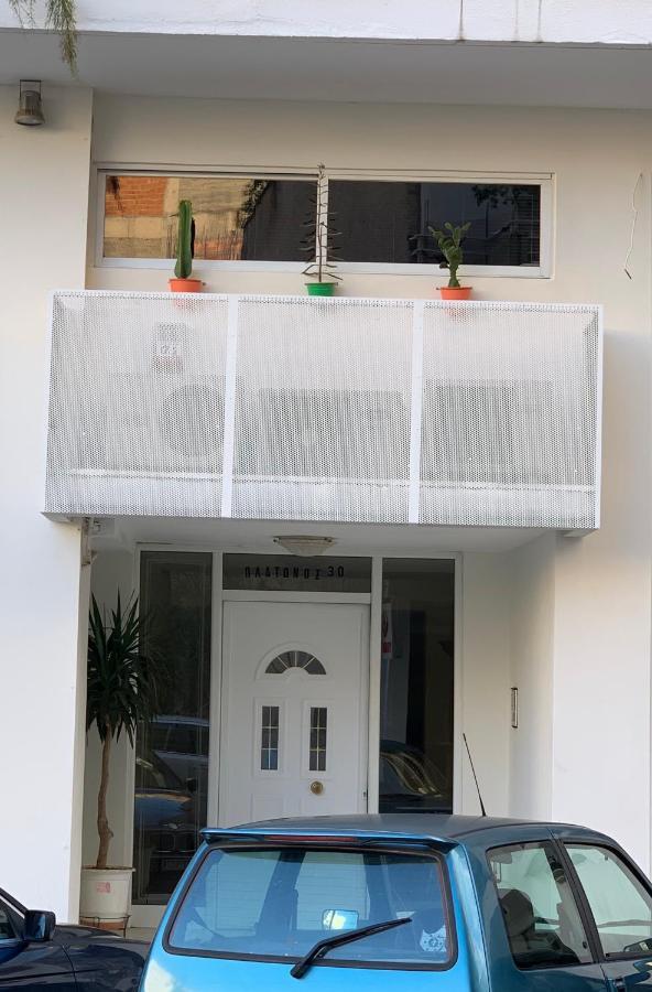 Pol'S Studio, Kalamata Mediterranean Apartments Buitenkant foto